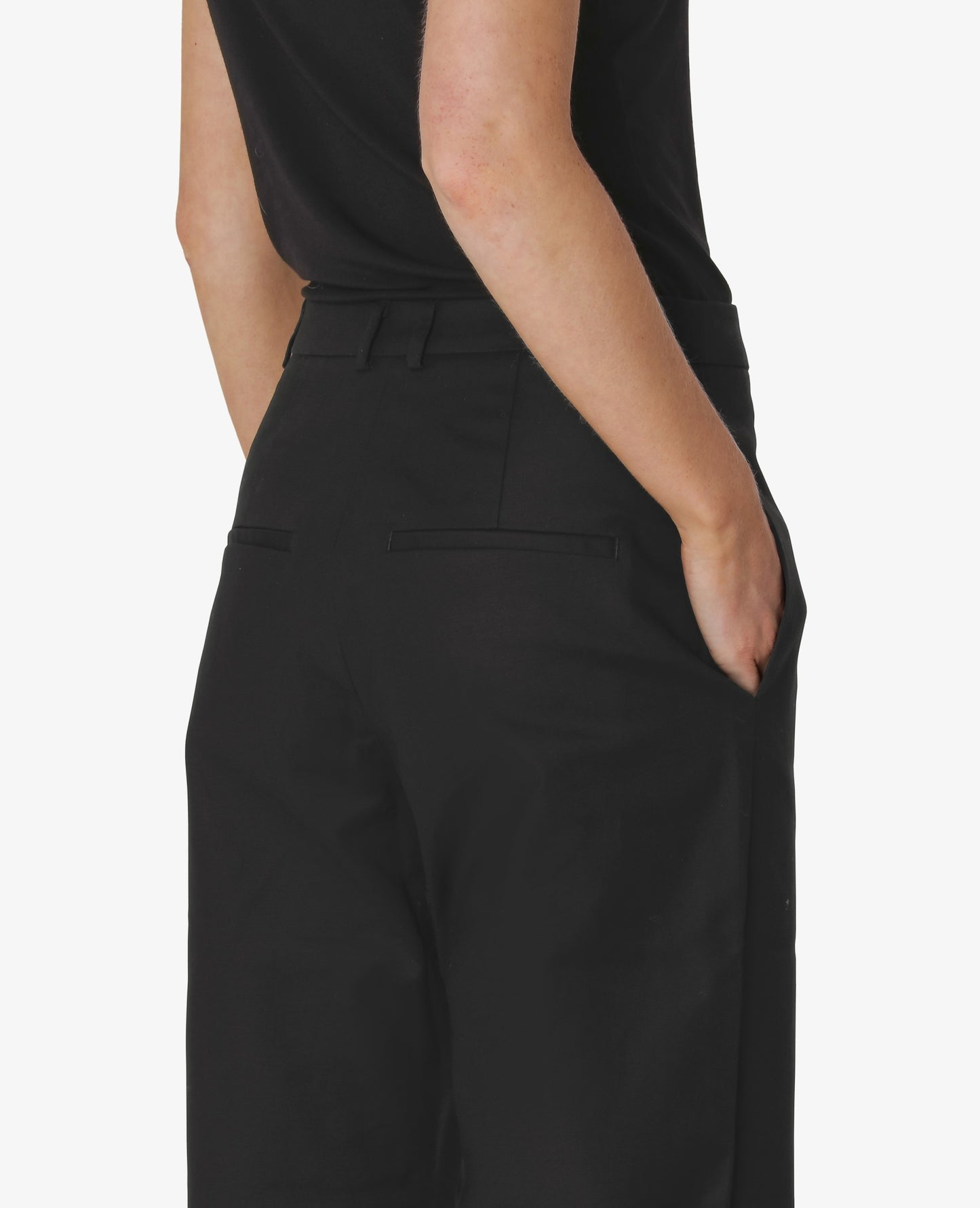 ESSENTIAL STRETCH TROUSERS
