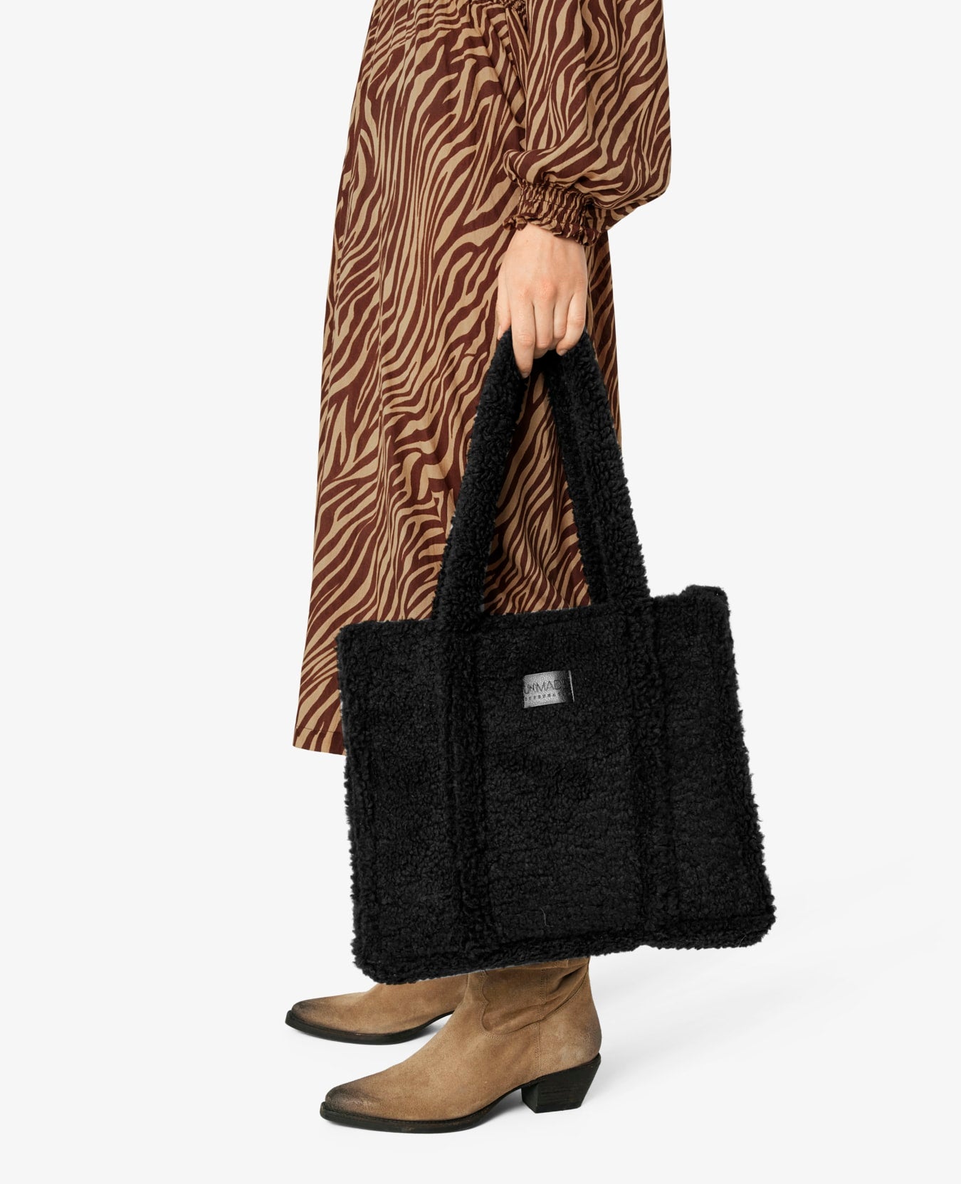 DILMAUM SHOPPER TASKE
