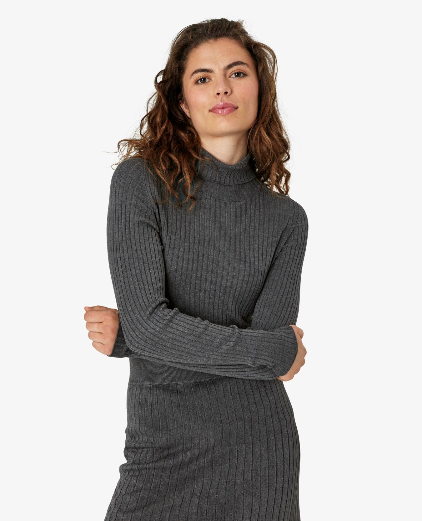 VIBENN RIBSTRIKKET PULLOVER