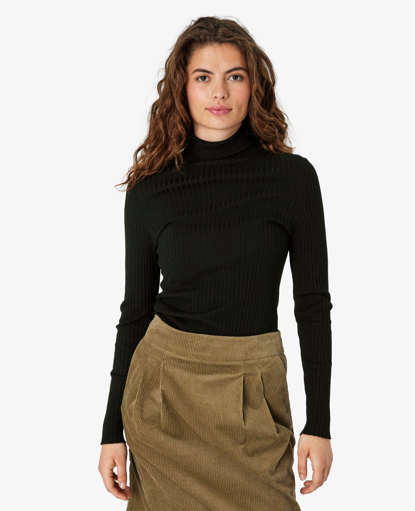 VIBENN RIBSTRIKKET PULLOVER