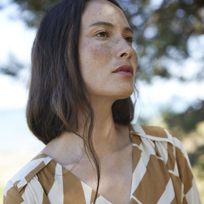 Til hende under 299 KR