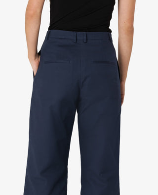 ESSENTIAL STRETCH TROUSERS