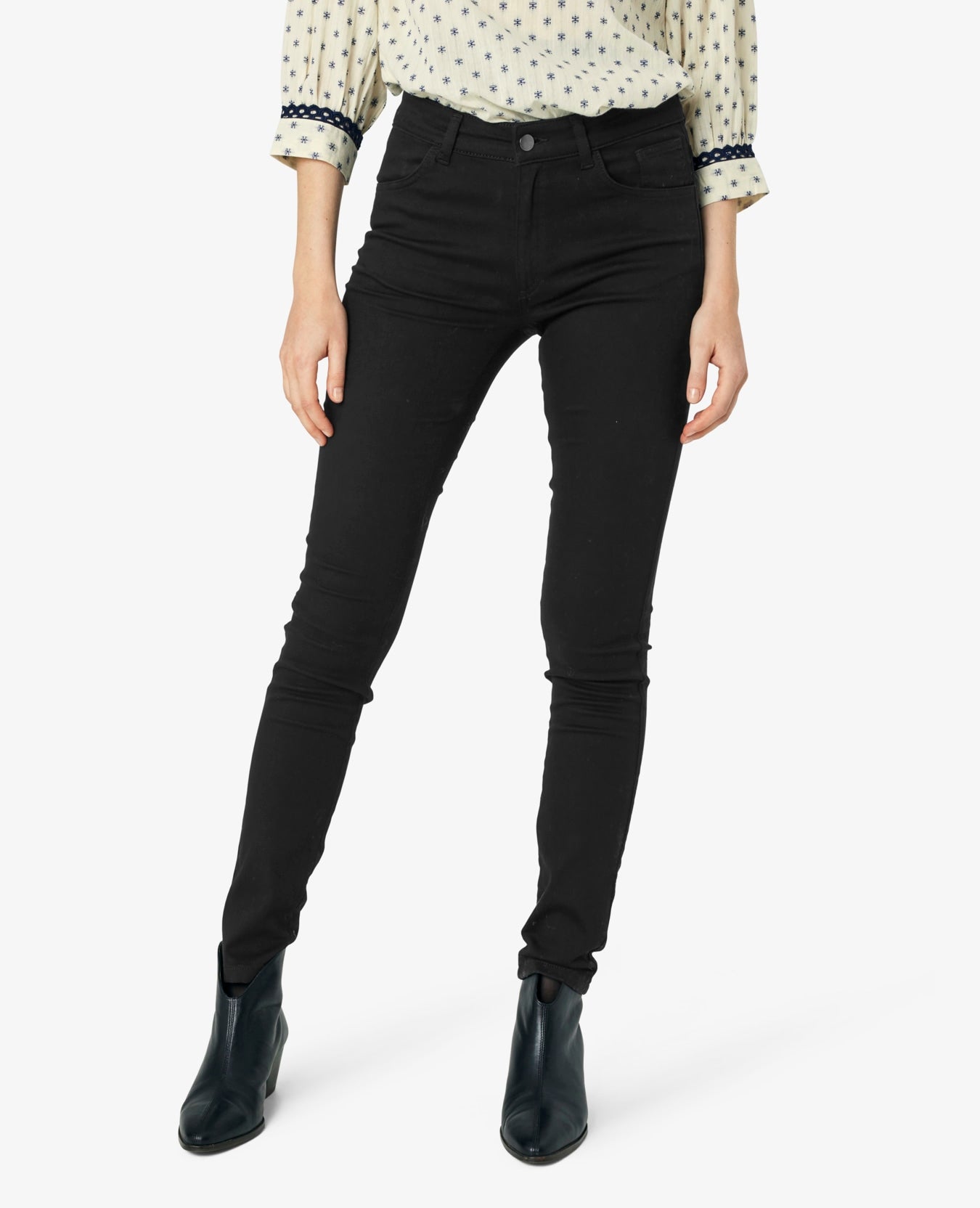 LAYNN SLIM FIT JEANS